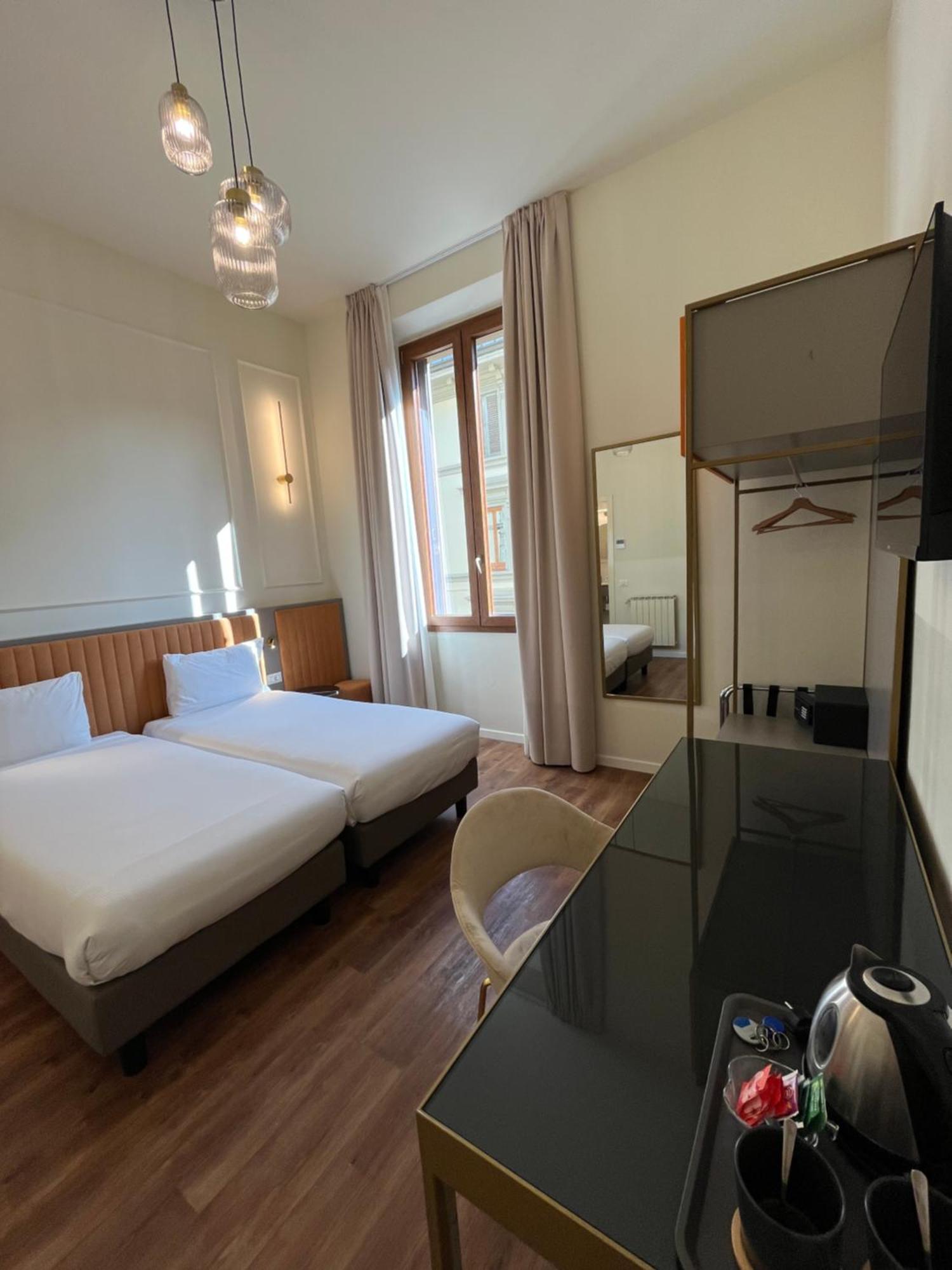 Hotel Duca D'Aosta Φλωρεντία Εξωτερικό φωτογραφία